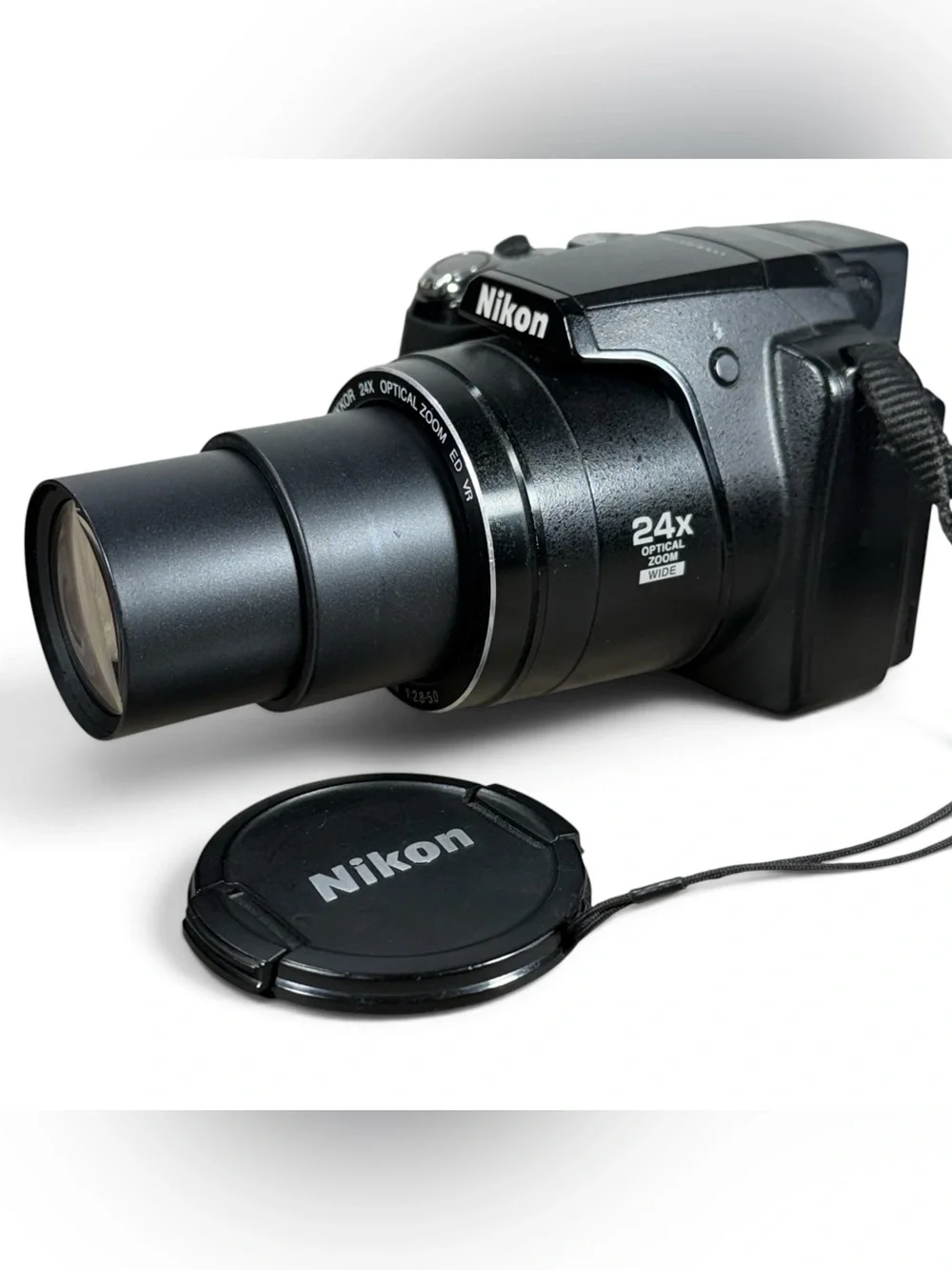 Nikon COOLPIX P90 12.1MP Digital Camera Black 24x Optical Zoom Flip LCD Mint